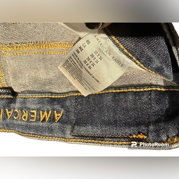 American Eagle - Men’s Next Level Flex Distressed Jeans - Picture 2 of 10